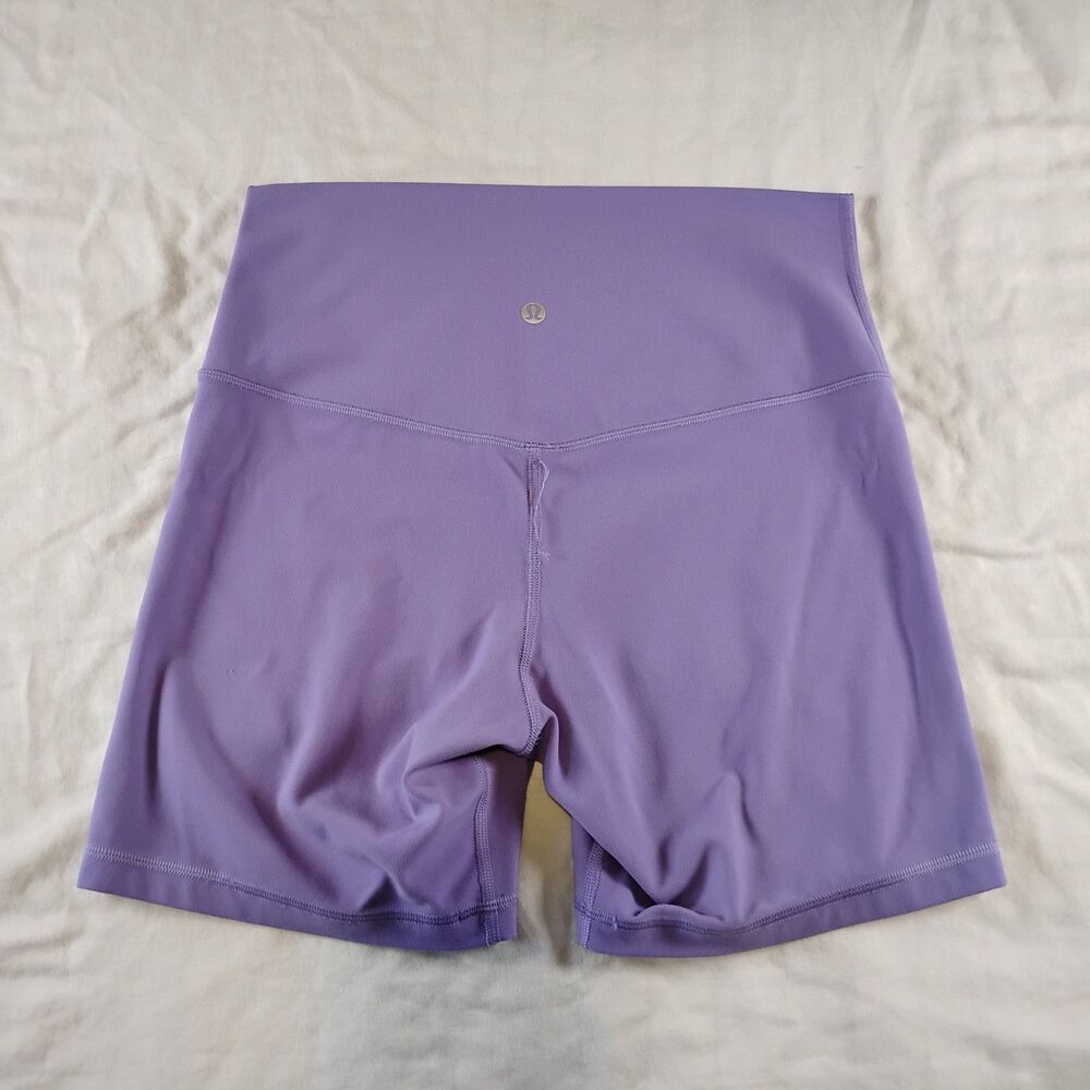 Lululemon Align High-Rise Short 6" Size 8 Dark Lavender - Picture 3 of 10
